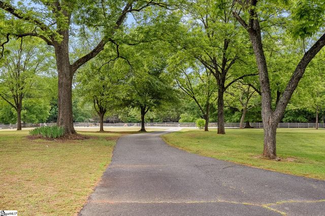 915 Cricket Lane, Anderson, SC 29621