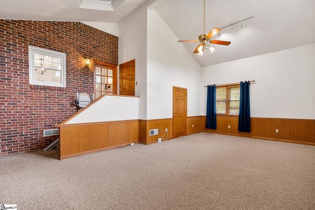 915 Cricket Lane, Anderson, SC 29621