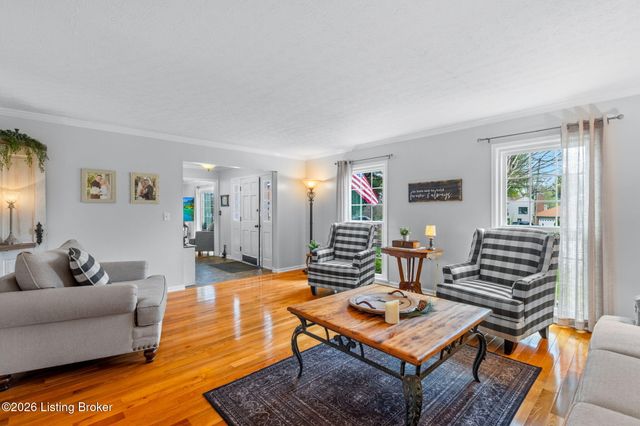 3202 Dunlova Ct, Louisville, KY 40241