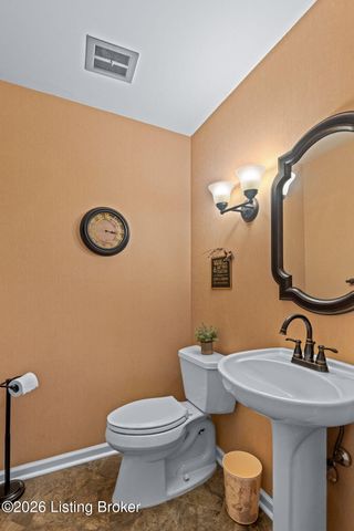 3202 Dunlova Ct, Louisville, KY 40241