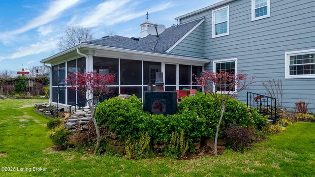 3202 Dunlova Ct, Louisville, KY 40241