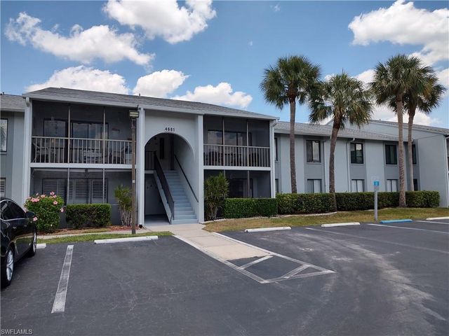 4681 Lakeside Club BLVD 11, Fort Myers, FL 33905