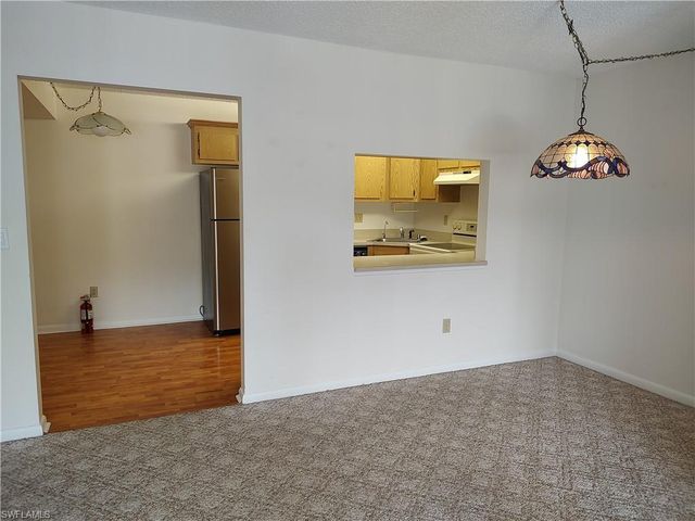 4681 Lakeside Club BLVD 11, Fort Myers, FL 33905