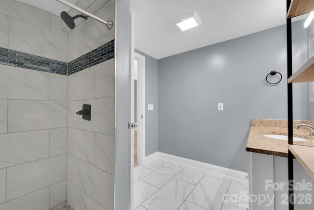 605 S Marietta Street, Gastonia, NC 28052