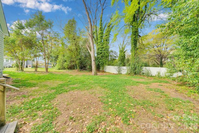 605 S Marietta Street, Gastonia, NC 28052