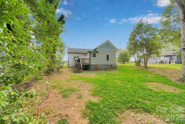 605 S Marietta Street, Gastonia, NC 28052