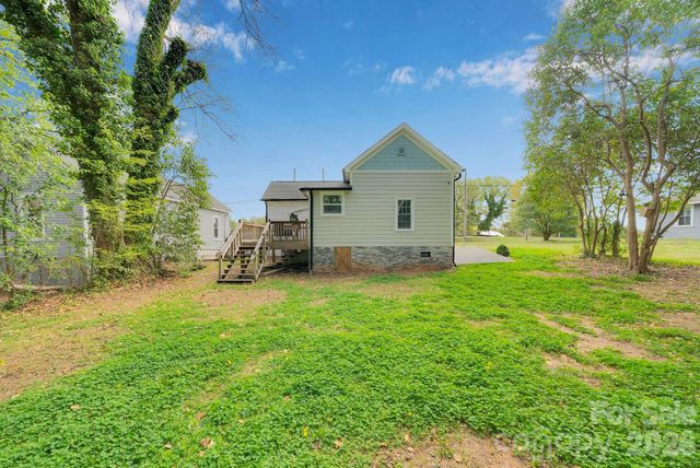 605 S Marietta Street, Gastonia, NC 28052