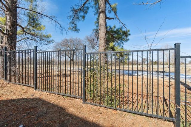 821 Cardinal Creek Boulevard 821, Norman, OK 73072