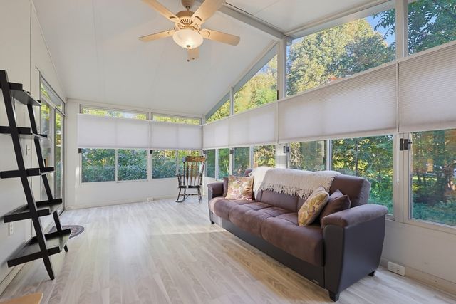 35 Union Sq 35, Randolph, MA 02368