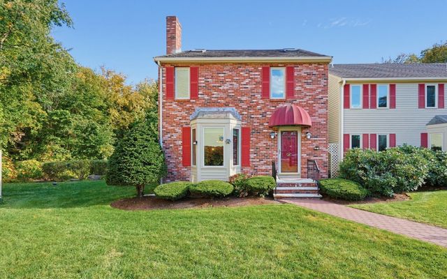 35 Union Sq 35, Randolph, MA 02368