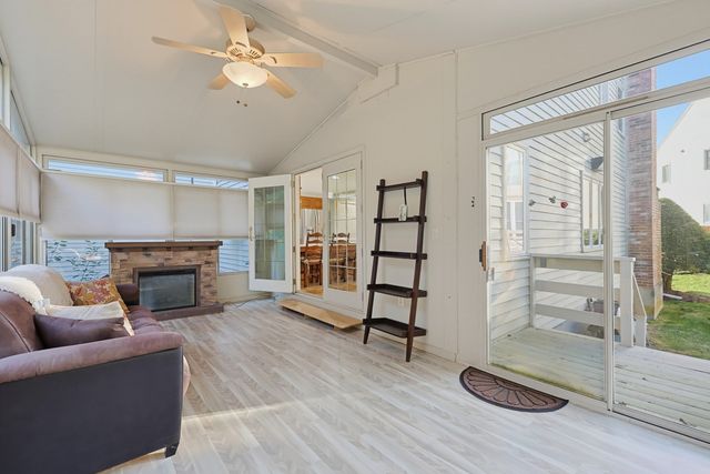 35 Union Sq 35, Randolph, MA 02368