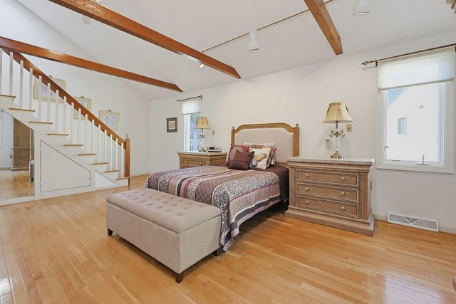 35 Union Sq 35, Randolph, MA 02368