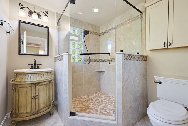 35 Union Sq 35, Randolph, MA 02368