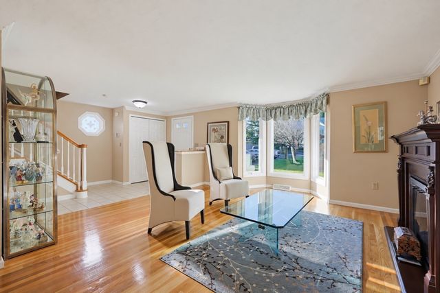 35 Union Sq 35, Randolph, MA 02368