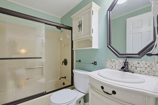 35 Union Sq 35, Randolph, MA 02368