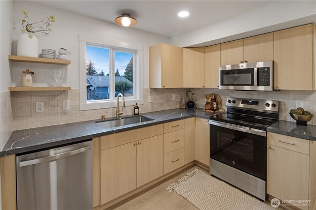7408 S D Street, Tacoma, WA 98408