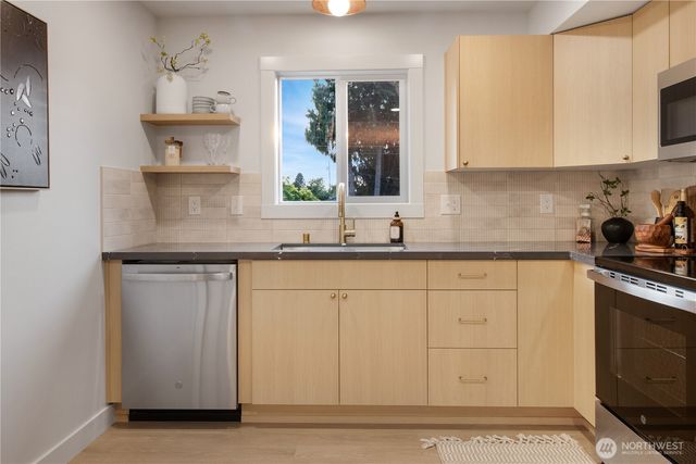 7408 S D Street, Tacoma, WA 98408