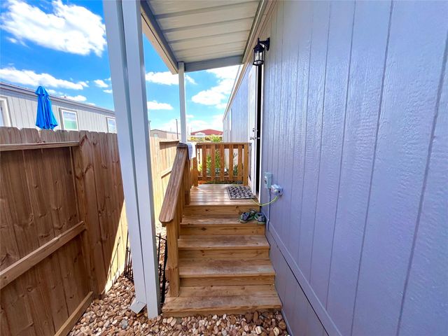 158 Mooney Road, Pearland, TX 77581