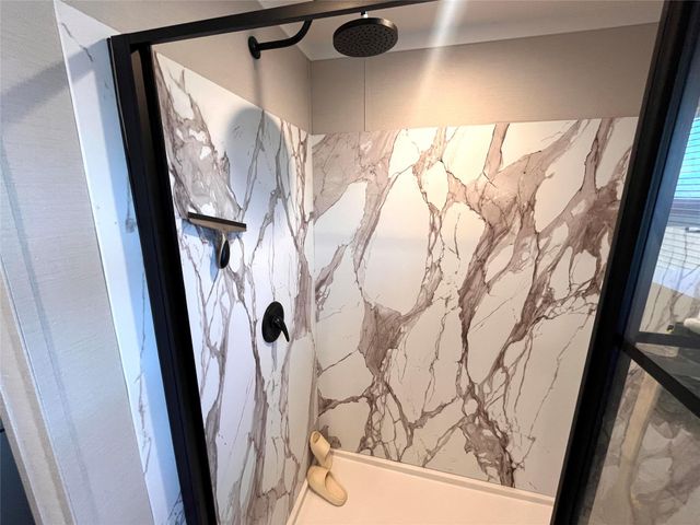 158 Mooney Road, Pearland, TX 77581