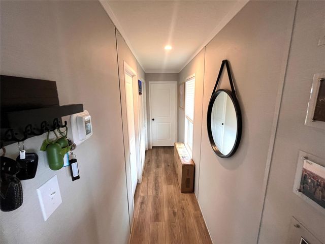 158 Mooney Road, Pearland, TX 77581