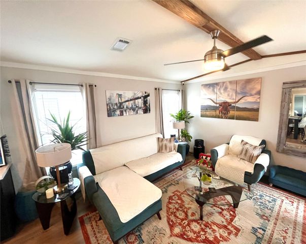 158 Mooney Road, Pearland, TX 77581