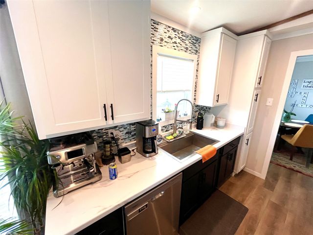 158 Mooney Road, Pearland, TX 77581