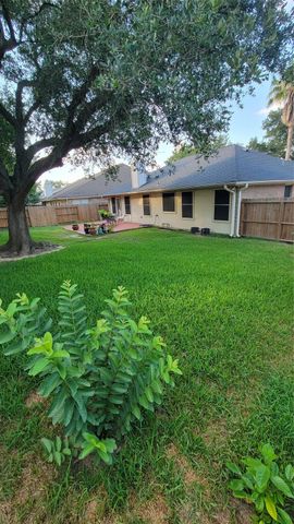 11411 Amber Valley Court, Houston, TX 77066