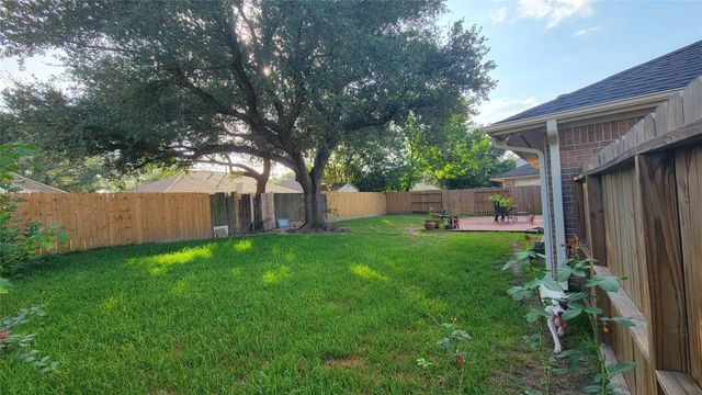 11411 Amber Valley Court, Houston, TX 77066