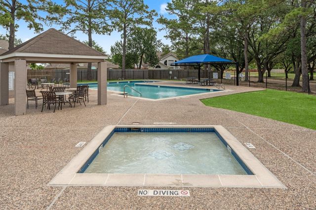 11411 Amber Valley Court, Houston, TX 77066