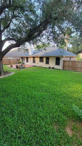 11411 Amber Valley Court, Houston, TX 77066