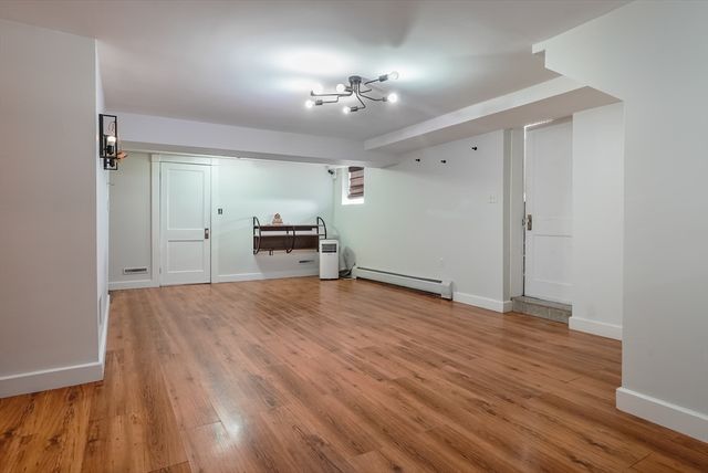 58 Oaklawn St, New Bedford, MA 02744