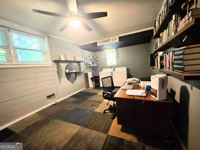 3198 Laura Way, Winston, GA 30187
