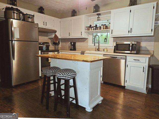 3198 Laura Way, Winston, GA 30187