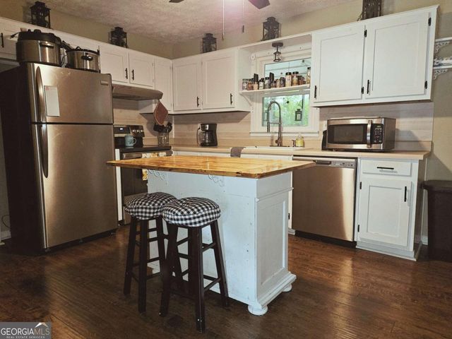 3198 Laura Way, Winston, GA 30187
