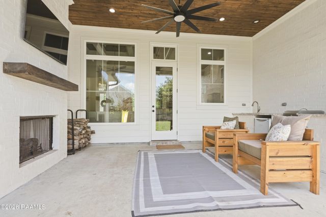 108 Preservation Drive, Youngsville, LA 70592