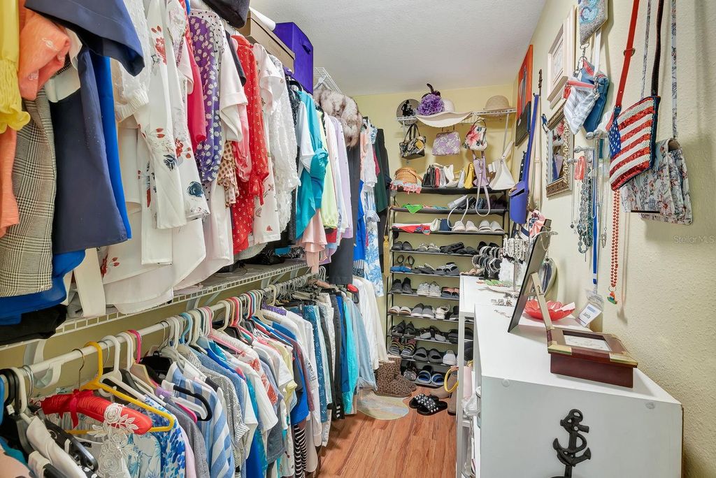 Image 13 of property listing at 2601 39TH STREET W, Bradenton, FL 34205