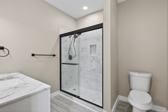 906 W Craig, San Antonio, TX 78201