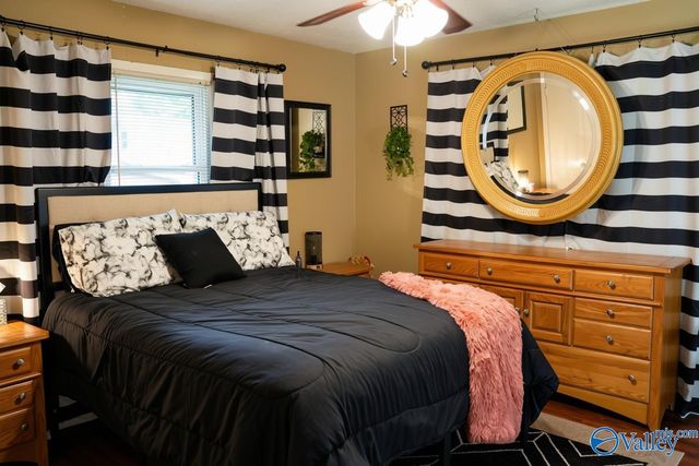 1305 Cloverdale Avenue SW, Decatur, AL 35601