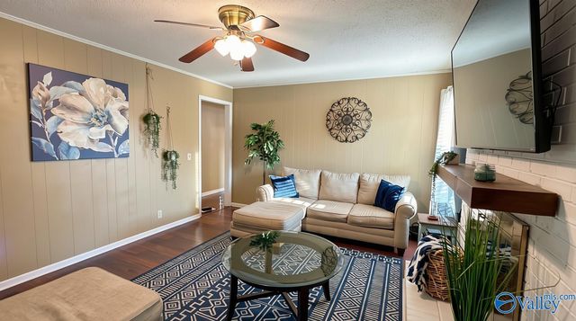 1305 Cloverdale Avenue SW, Decatur, AL 35601
