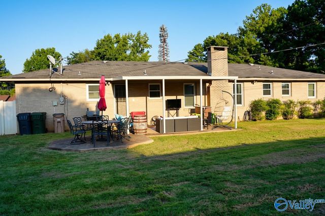 1305 Cloverdale Avenue SW, Decatur, AL 35601