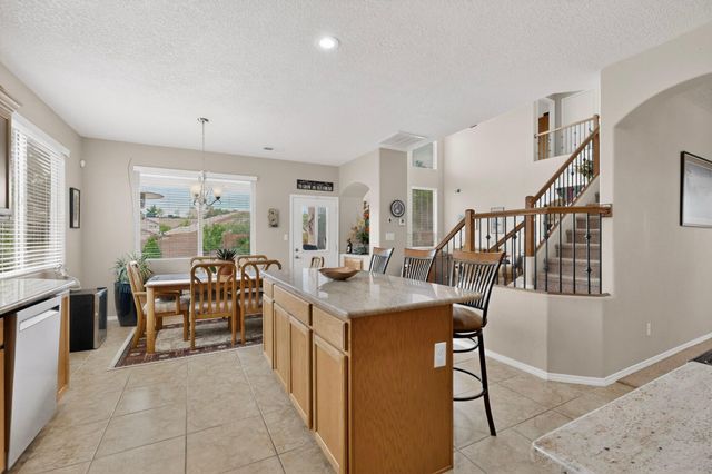 1017 Threadgrass Road NE, Rio Rancho, NM 87144