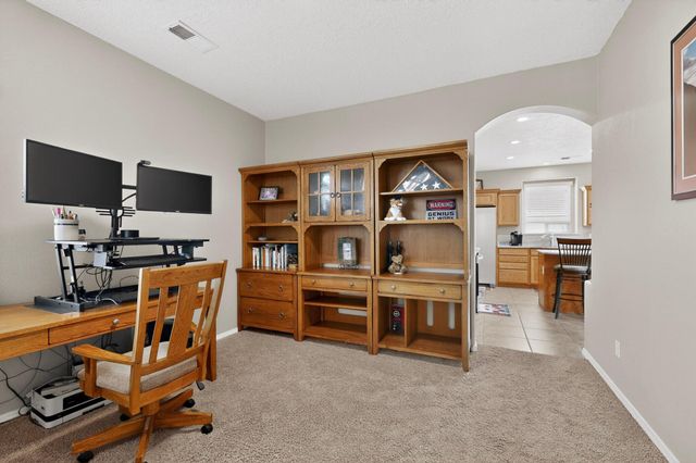 1017 Threadgrass Road NE, Rio Rancho, NM 87144