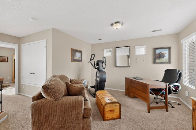 1017 Threadgrass Road NE, Rio Rancho, NM 87144