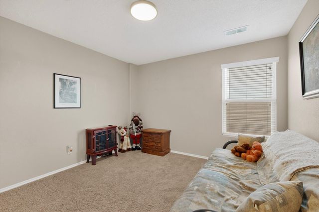1017 Threadgrass Road NE, Rio Rancho, NM 87144