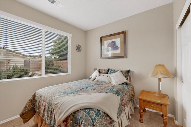 1017 Threadgrass Road NE, Rio Rancho, NM 87144