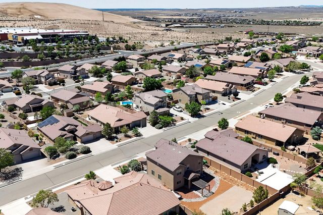 1017 Threadgrass Road NE, Rio Rancho, NM 87144