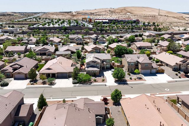 1017 Threadgrass Road NE, Rio Rancho, NM 87144