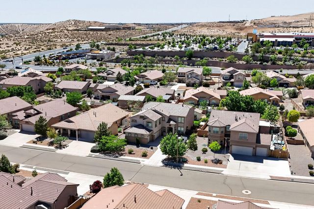 1017 Threadgrass Road NE, Rio Rancho, NM 87144