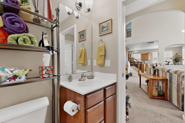 1017 Threadgrass Road NE, Rio Rancho, NM 87144