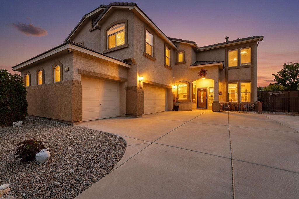 1017 Threadgrass Road NE, Rio Rancho, NM 87144